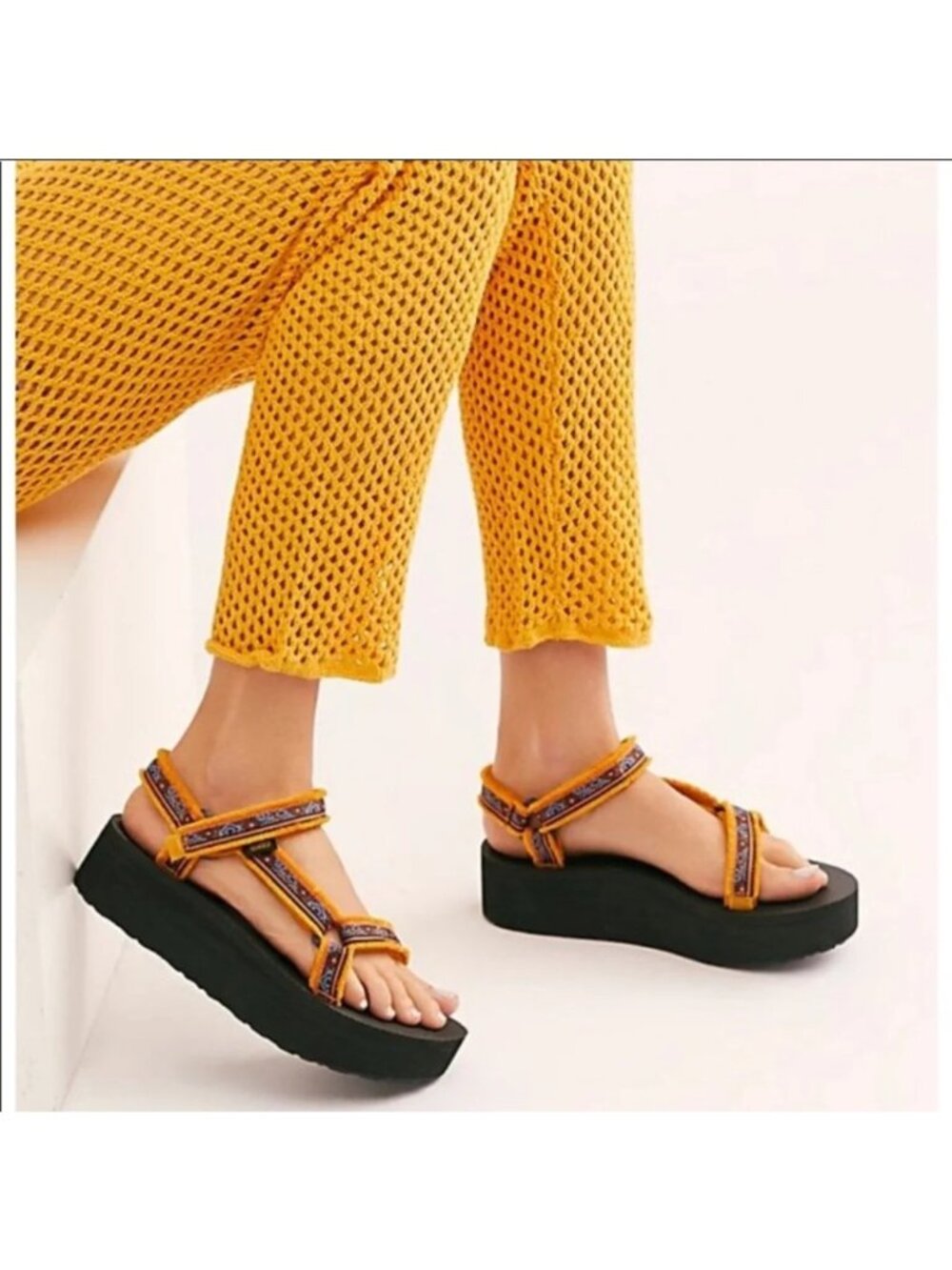 Teva Women's Flatform Universal Maressa Sandal, Festival Sunflower Multi, Size 8